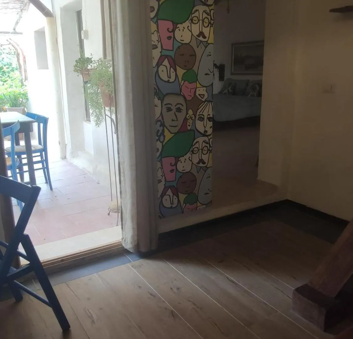 בית אירוח דירות מרסאלה Amelie House איטליה