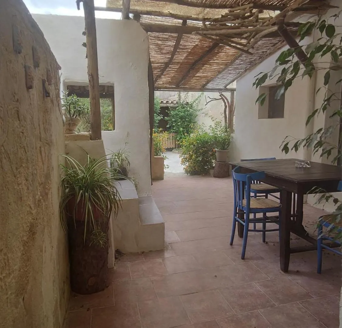 Apartamento Amélie's House Marsala Habitación en casa particular